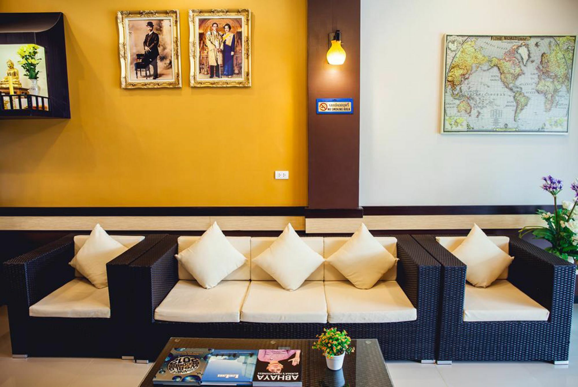 Chalong Boutique Inn Luaran gambar